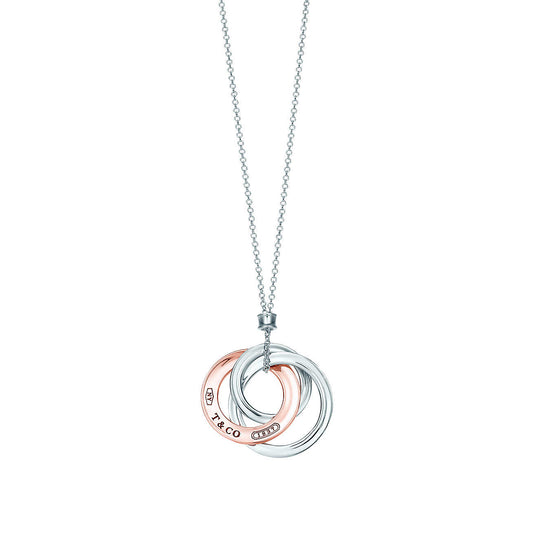 Interlocking circles